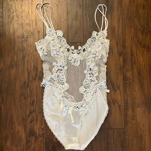 Vintage Victorias Secret Bridal Lingerie size Small